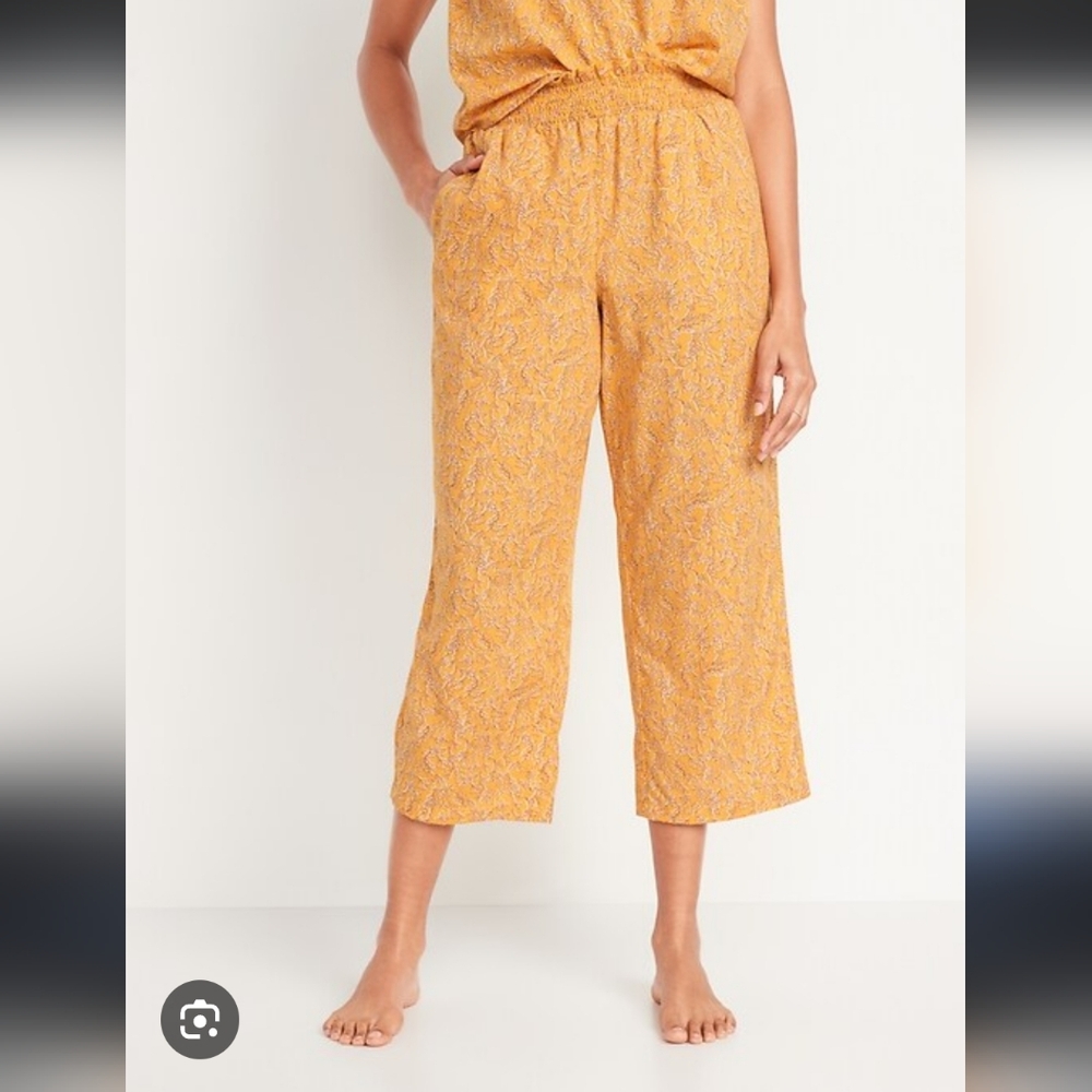 Old NAVY Yellow Floral High Waist Smocked Wide Leg Pants Size Large